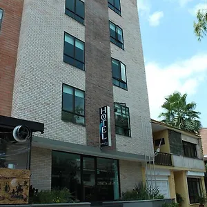 Lobby Park Medellín