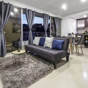 Amplio Apartamento En Calasanz - Estadio