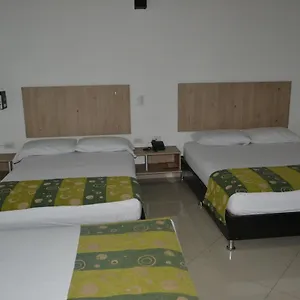 Punto Uno Hotel 3*