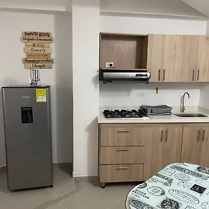 Aparta-hotel Laureles 302 شقة