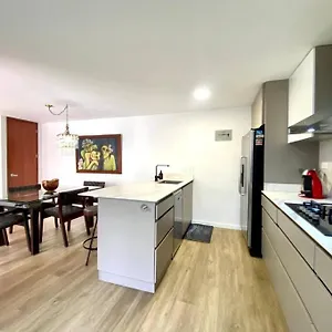 Allegro 4 Pax * Medellín