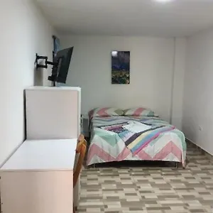 Aparta Estudio Cerca Al Poblado Apartamento Medellín