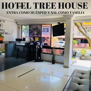 Tree House Medellin