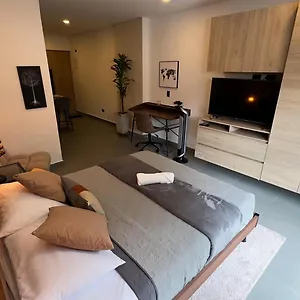 Loft Moderno Cerca Del Tesoro By Hoost 아파트