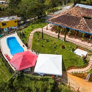 Casa Colonial De Descanso - La Casona *