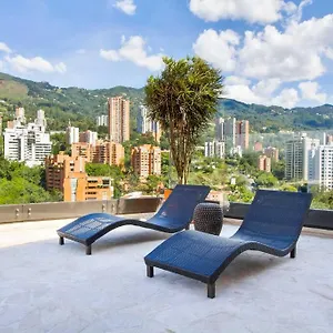 Luxury In El Poblado, Class 1001 Medellín