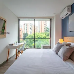 아파트 Class Suites, Poblado, Medellin. 601 메딜린