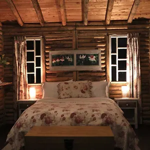 بيت للعطل Kumini Cabanas