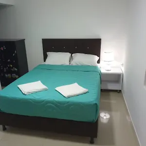 En Apartamento Central, Cerca De Sitios Turisticos Jardin Botanico Y Metro Estacion Universidad *