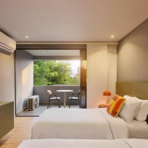 Versus 5* Medellín