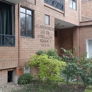 Daire Comodo En El Poblado Medellín