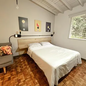 Amueblado En Poblado Frn106 By Roots Lägenhet Medellín