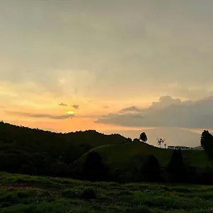 Сasa de vacaciones Santaelena Cielo - Retiro Natural Cerca Al Parque Arvi Wi-fi Starlink