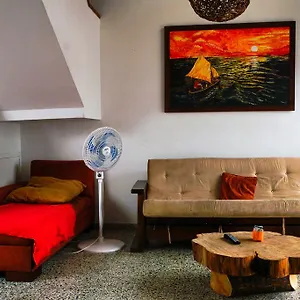 Malibu House * ميديلين