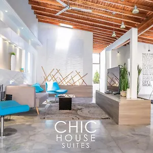 Chic House Loft Hostel *