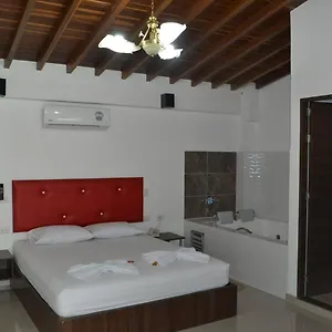 Zona Blanca Hotel 3*