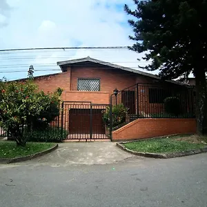 Lady Mom Gasthuis Medellín
