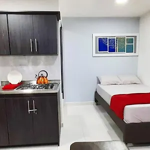 Estudio Vida Cerca A Laureles 아파트