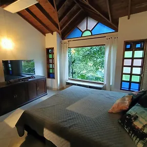 Daire Loft Campestre Con Terraza En El Poblado Medellín