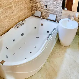 In Laureles With Jacuzzi And Own Gym 아파트