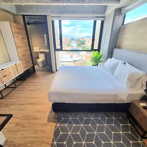 Loft 43 메딜린
