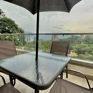 202 Family Haven In El Poblado: Spacious & Charming Apartment *