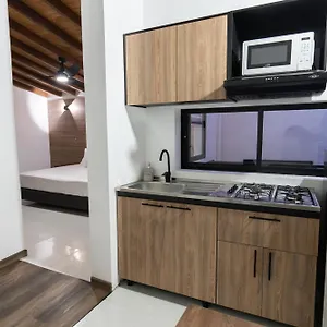 Parceros House 아파트 *