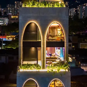 Primavera Luxury 5* ميديلين