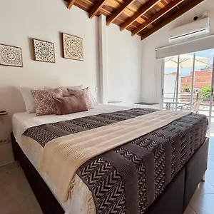 Lejlighed Laureles - Amplio - Terraza- Aire Acondicionado *