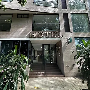 Zona 3* Medellín