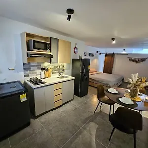 Estupendo Loft En El Poblado Medellín