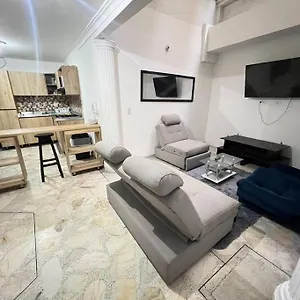 아파트 Exclusivo Laureles