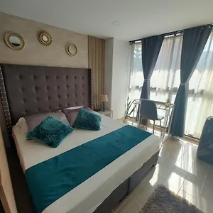 Metro Floresta Acogedor 아파트 메딜린