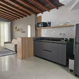 302 Completo En Apartmán Medellín