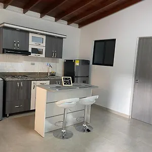 Aparta Estudio Laureles - Estadio