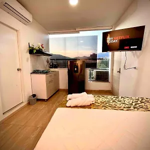 Ac Corner, At 5 Floor Fast Wifi Apartman Medellín