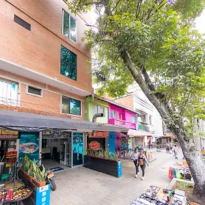 Florida Nueva 酒店 2*
