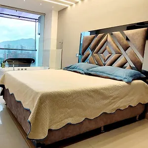 Cerca Al Barrio Laureles Con Jacuzzi Privado Apartment Medellin