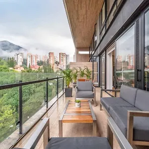 Energy Living 804 - New Luxury Apt, Huge Balcony