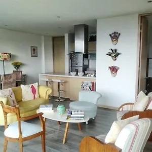 Apartaestudio En Edificio Aniz * Medellín
