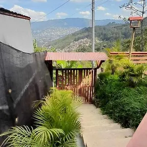 Casita El Mirador Solo Naturaleza * Medellin
