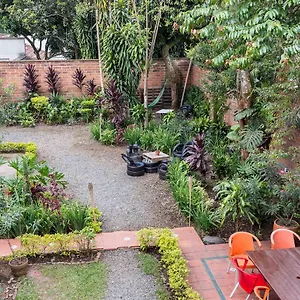 Bed & Breakfast Poblado 2*
