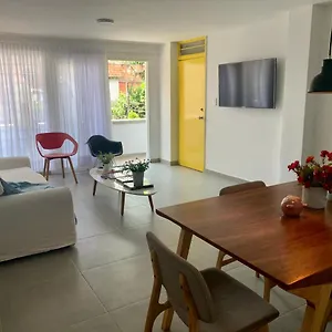 Charming In Downtown - Aris 301
