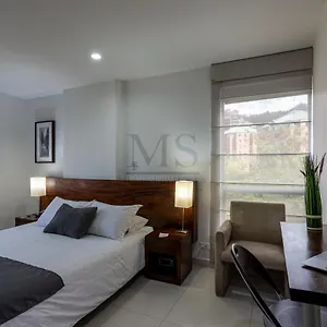 아파트 Cyan Suites *