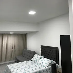 Aparta Estudio Amoblado Medellin, San Joaquin 메딜린
