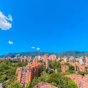 Beautiful Ultrafast Internet /el Poblado * Medellín