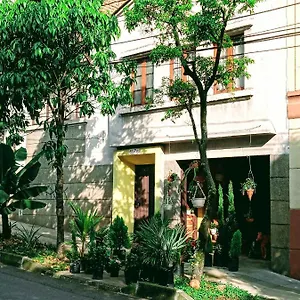 Casa Luna -estrategica Ubicacion- 메딜린