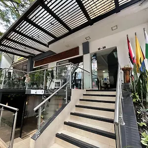 Hotel Merlott Lleras Medellín