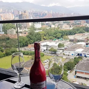 Privada En Hermoso En El Poblado-ciudad Del Rio