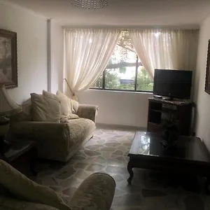 Excelente Apartamento